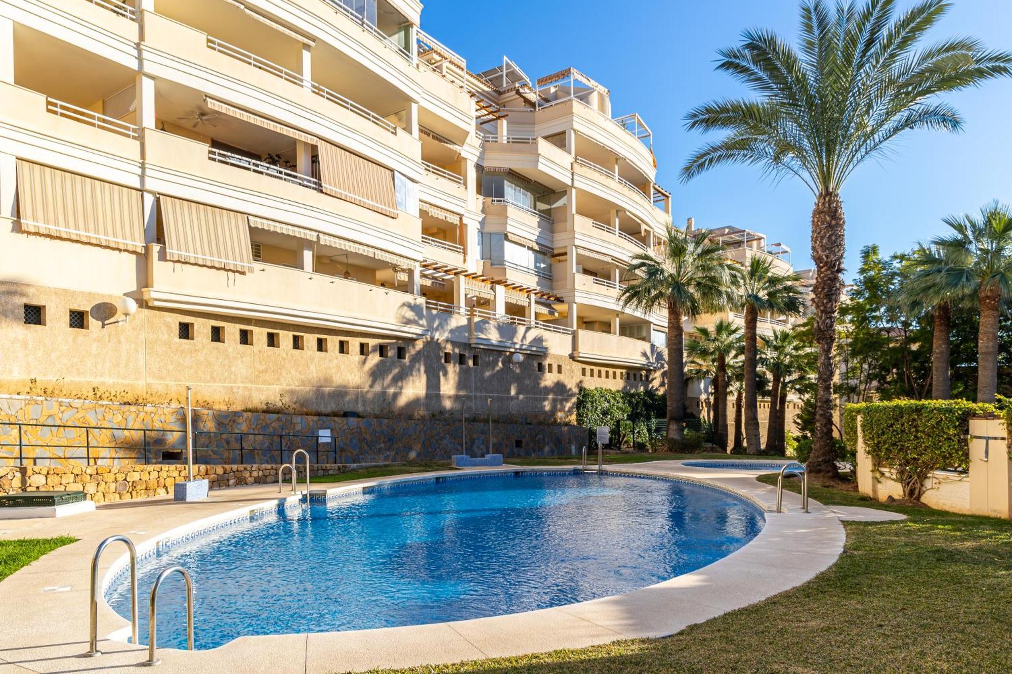 Holidays2Nueva Torrequebrada 2 Bedrooms And 2 Bathrooms, Terrace, Community Pool And Garage Benalmadena Exterior photo