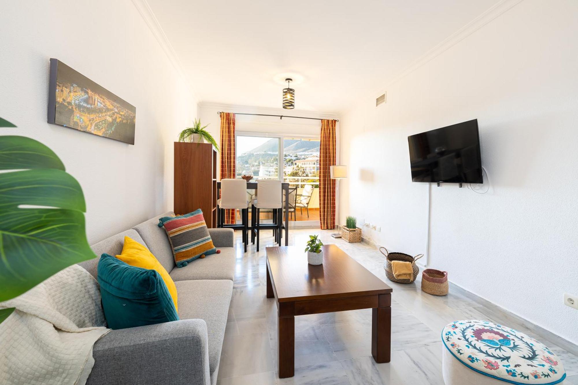 Holidays2Nueva Torrequebrada 2 Bedrooms And 2 Bathrooms, Terrace, Community Pool And Garage Benalmadena Exterior photo